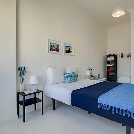 Modern 2 Bedroom With Views In *